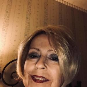 Meet your Posher, Phyllis